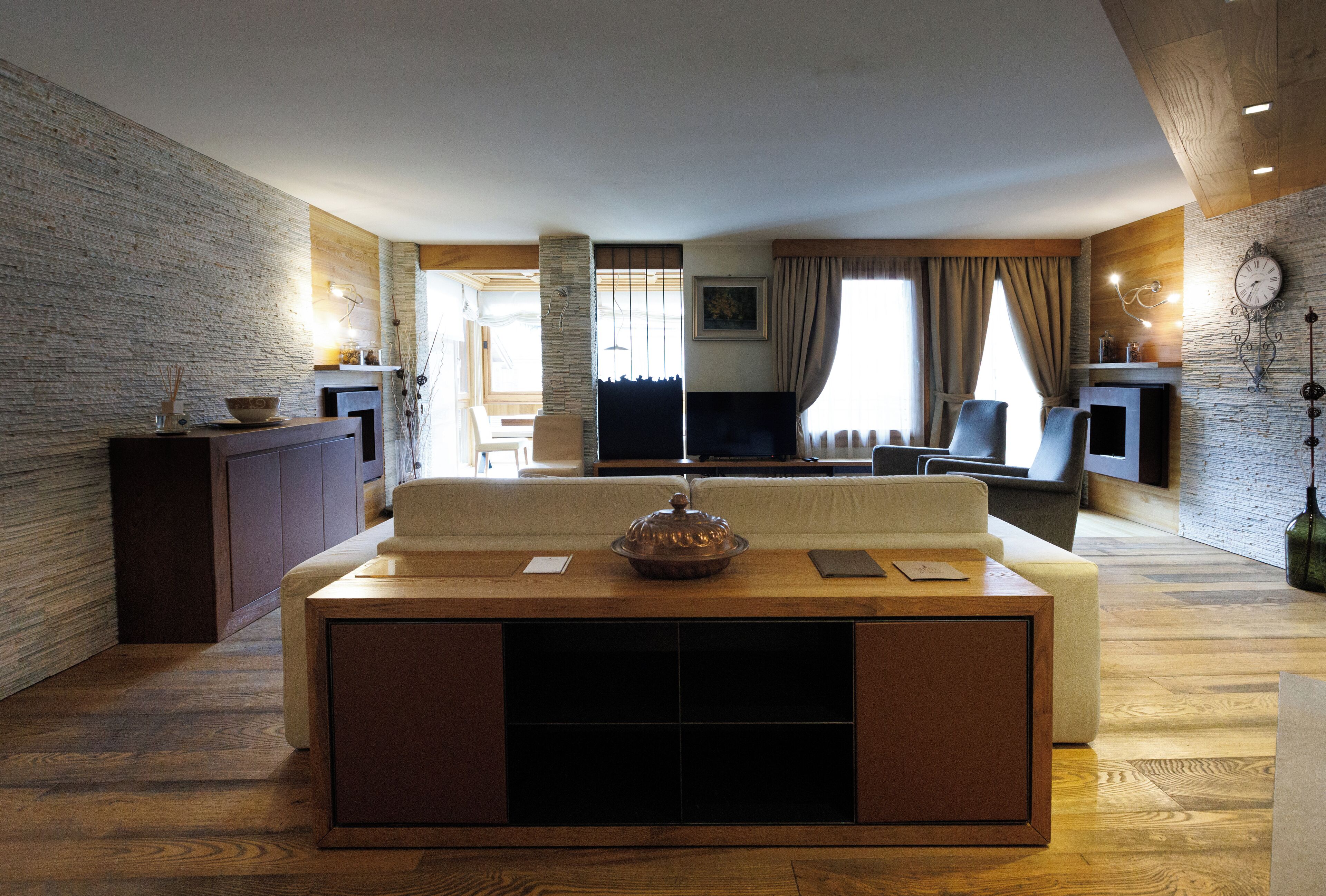presidential suite | living area | 32-inch tv with digital channels, first-run films, pay films