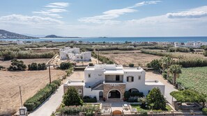 Exterior - Zefyros Studios (Naxos)