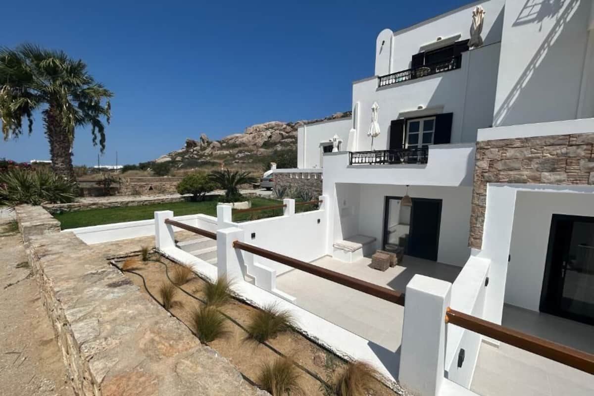 Economy Quadruple Room, Garden View | Terrace/patio