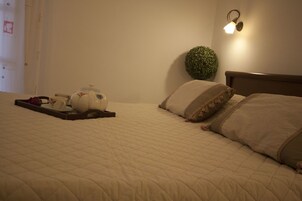 Quarto triplo clássico, vista para o jardim | Roupas de cama premium, individualmente decorados