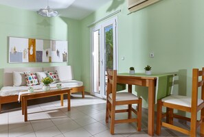 家庭公寓 | 客廳 | 等離子電視