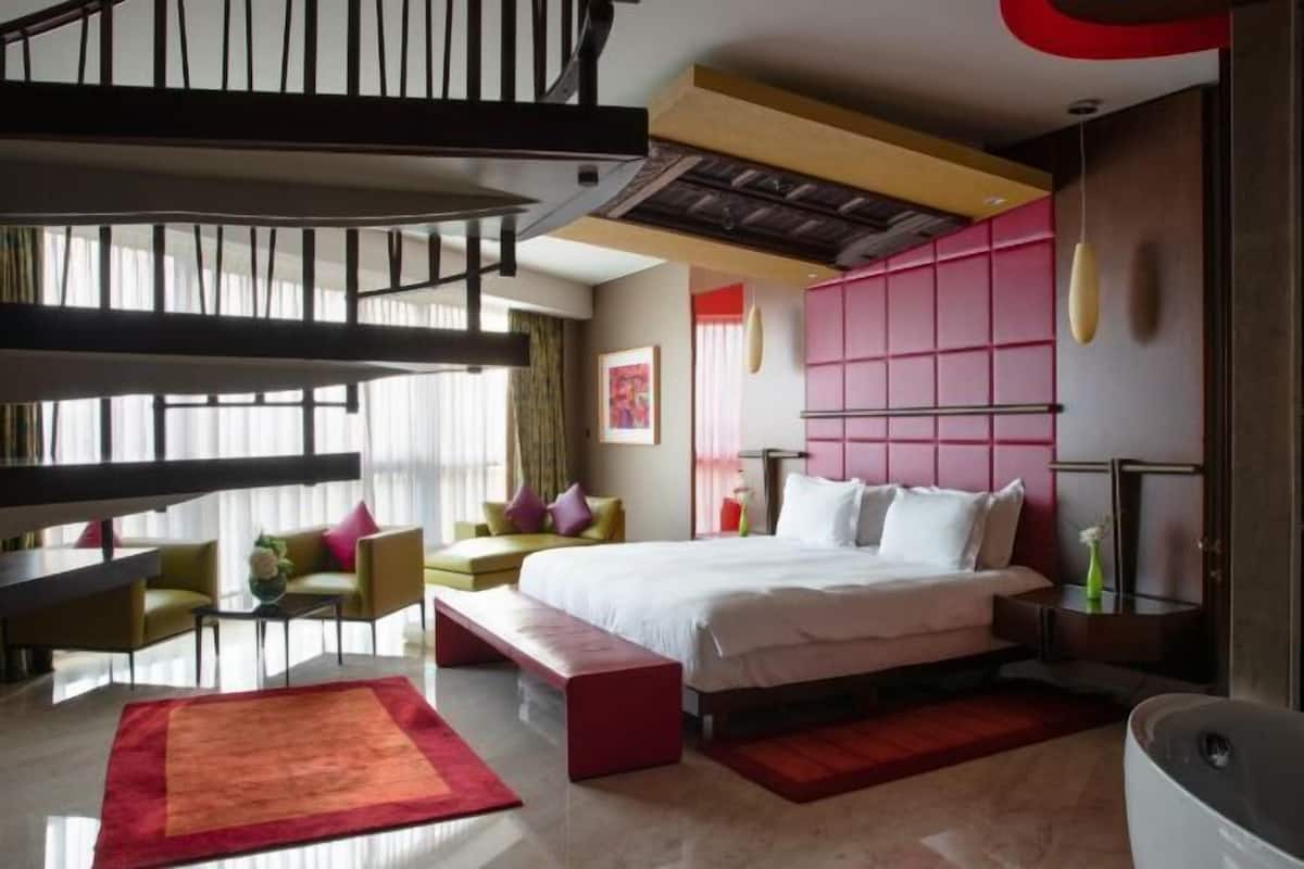 1 bedroom, premium bedding, Select Comfort beds, minibar