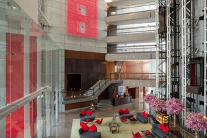 Kawasan tempat duduk lobi