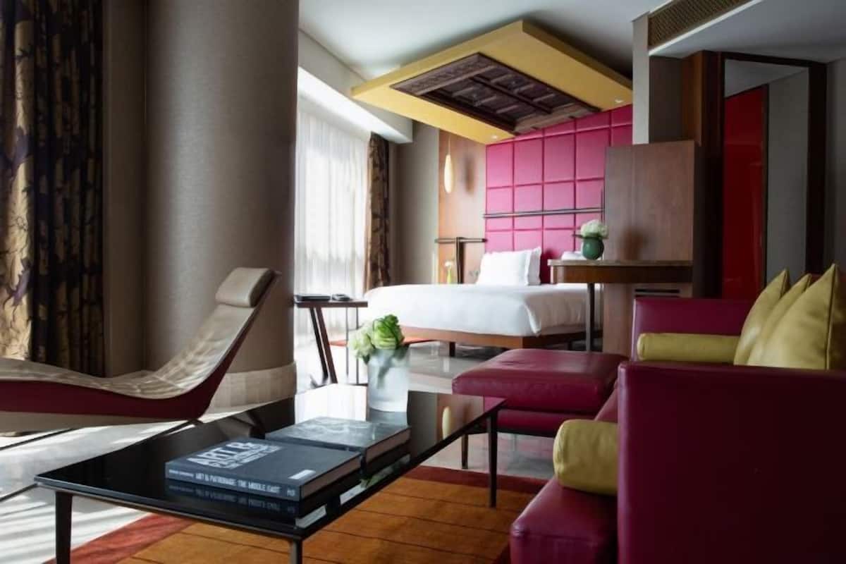 1 bedroom, premium bedding, Select Comfort beds, minibar