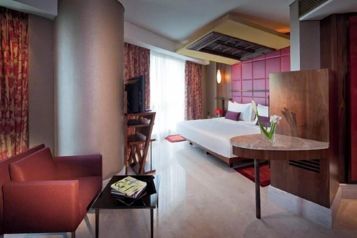 1 bedroom, premium bedding, Select Comfort beds, minibar