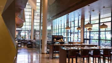 4 restaurants, breakfast, lunch, dinner served; international cuisine