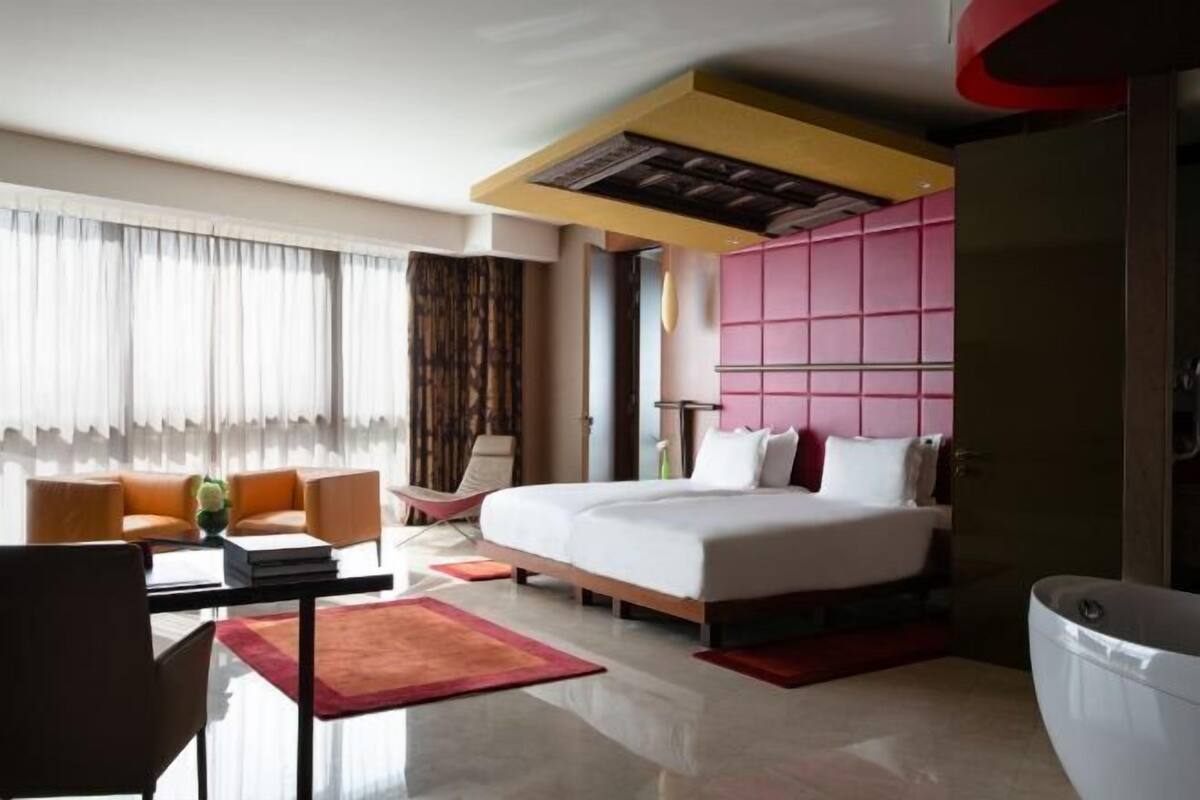 Premium bedding, Select Comfort beds, minibar, in-room safe