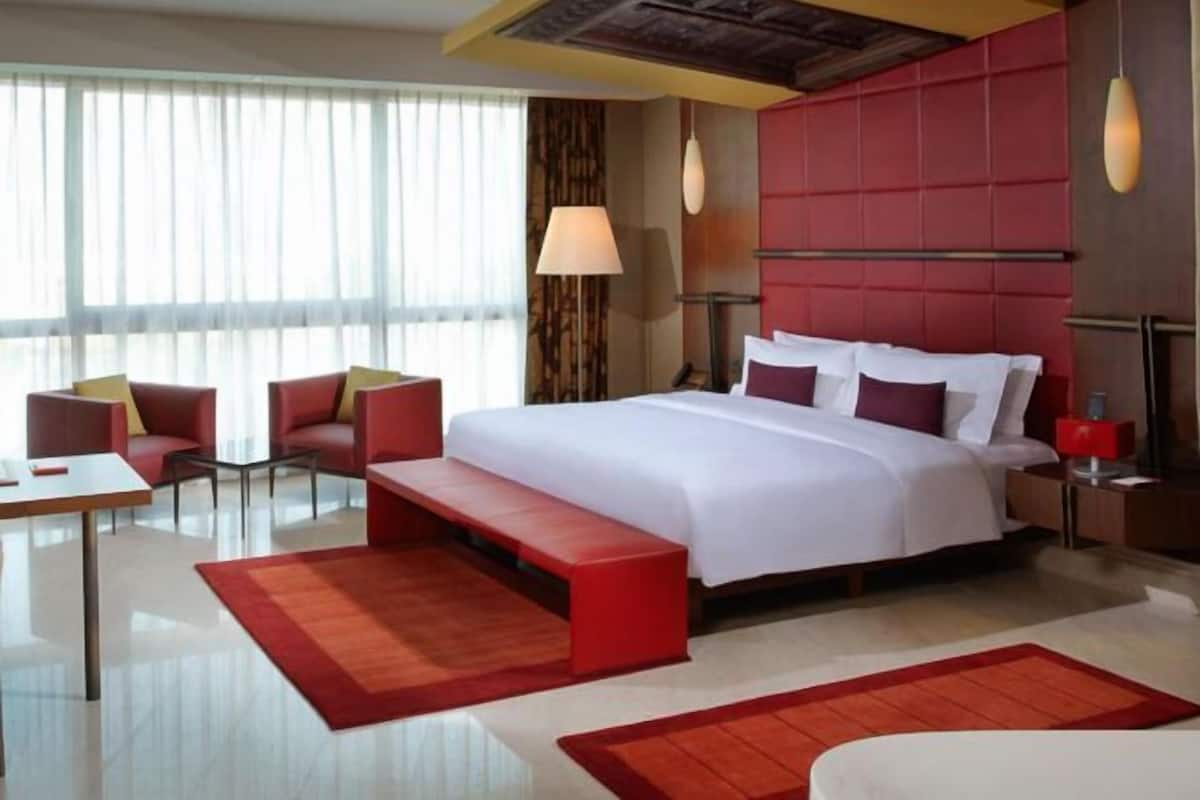 1 bedroom, premium bedding, Select Comfort beds, minibar