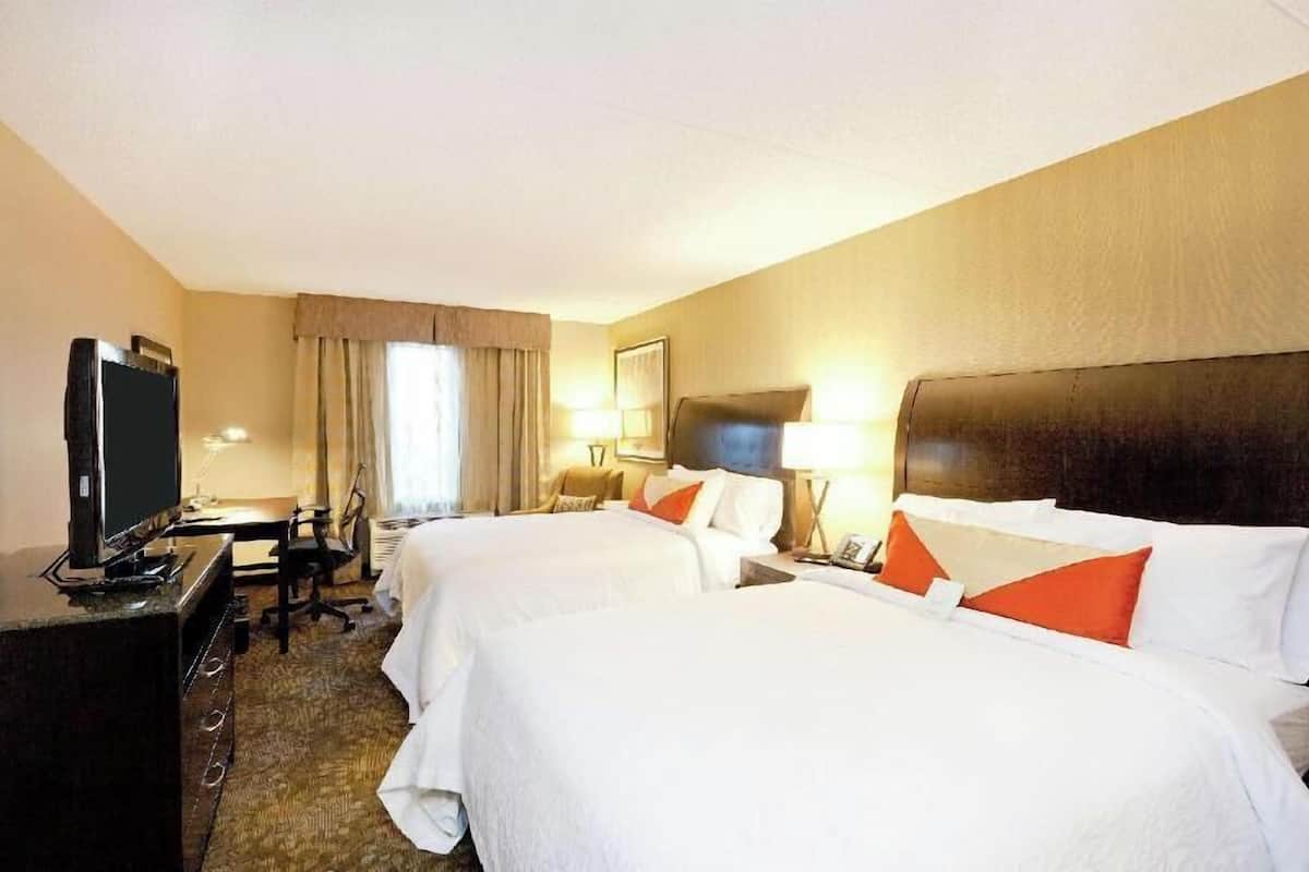 In-room safe, iron/ironing board, free cribs/infant beds, rollaway beds