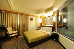 Suite Deluxe, 1 cama matrimonial | Insonorización, camas extra y wifi gratis