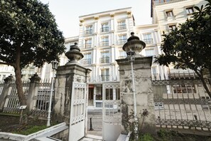 Fachada da propriedade