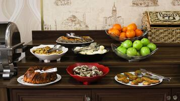 Colazione a buffet, servita tutte le mattine (45 TRY a persona)