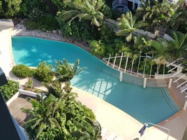 Outdoor pool, pool umbrellas, sun loungers