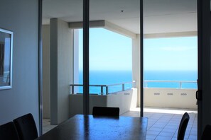 Ático, 4 habitaciones | Vistas desde la habitación