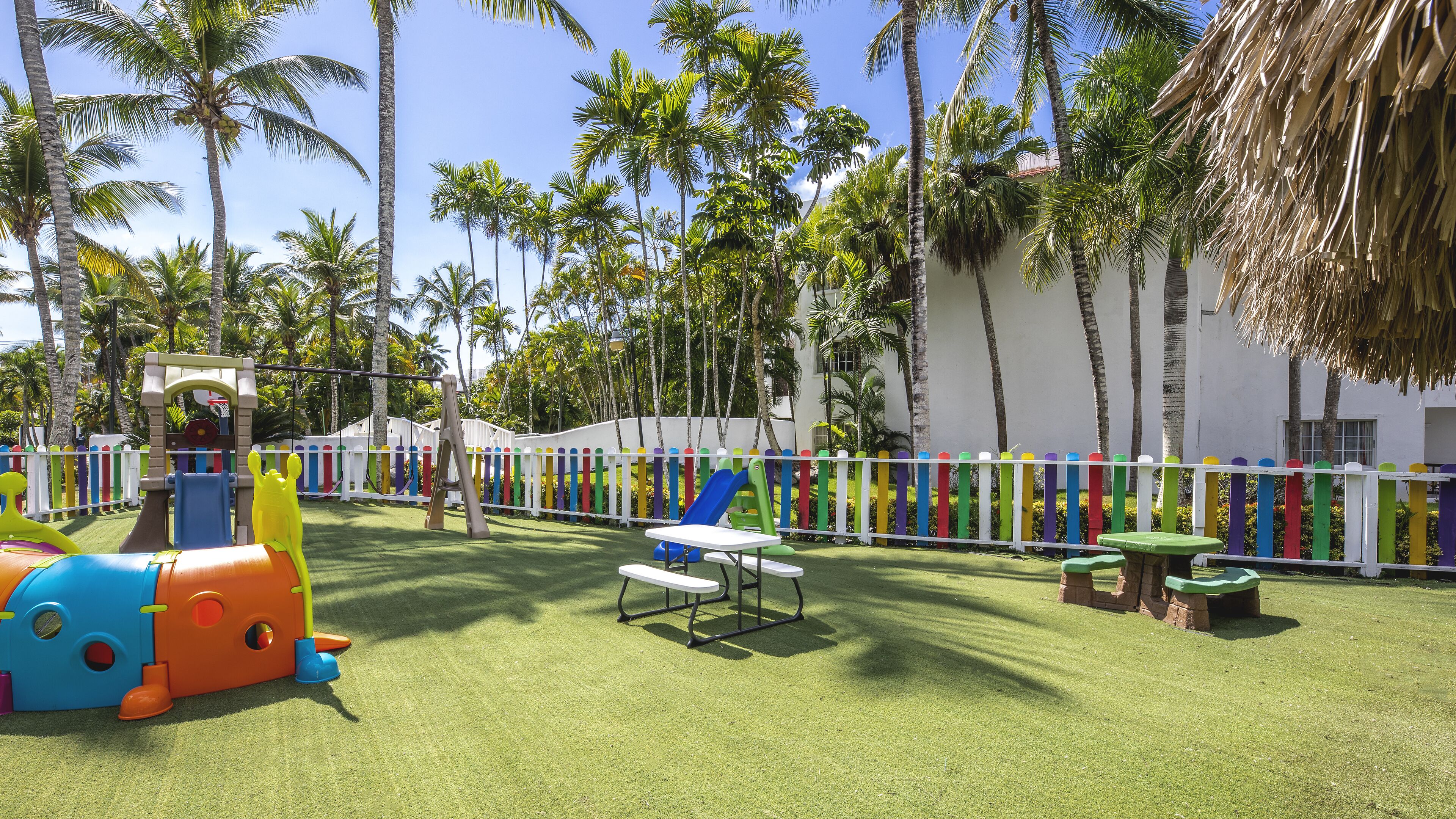 children’s play area – outdoor