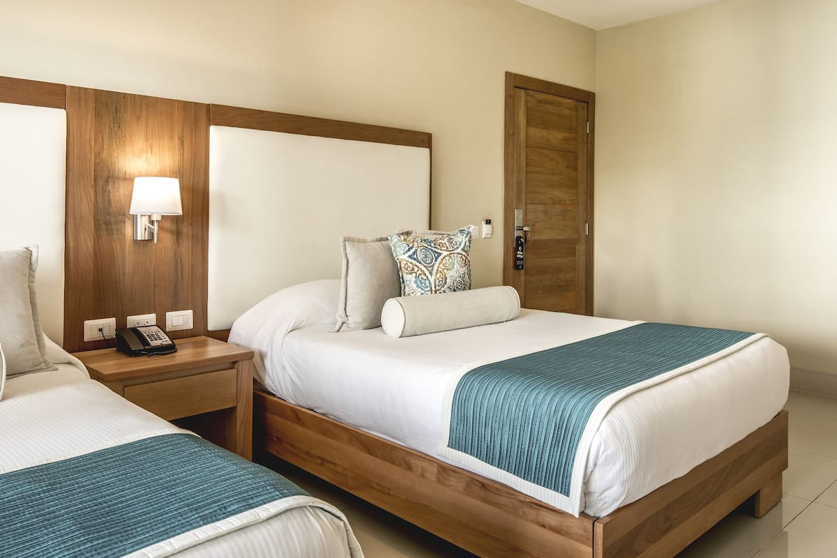 superior deluxe | free minibar items, desk, iron/ironing board, bed sheets