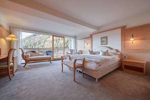 Superior-Doppelzimmer | Minibar, Zimmersafe, Schreibtisch, kostenloses WLAN