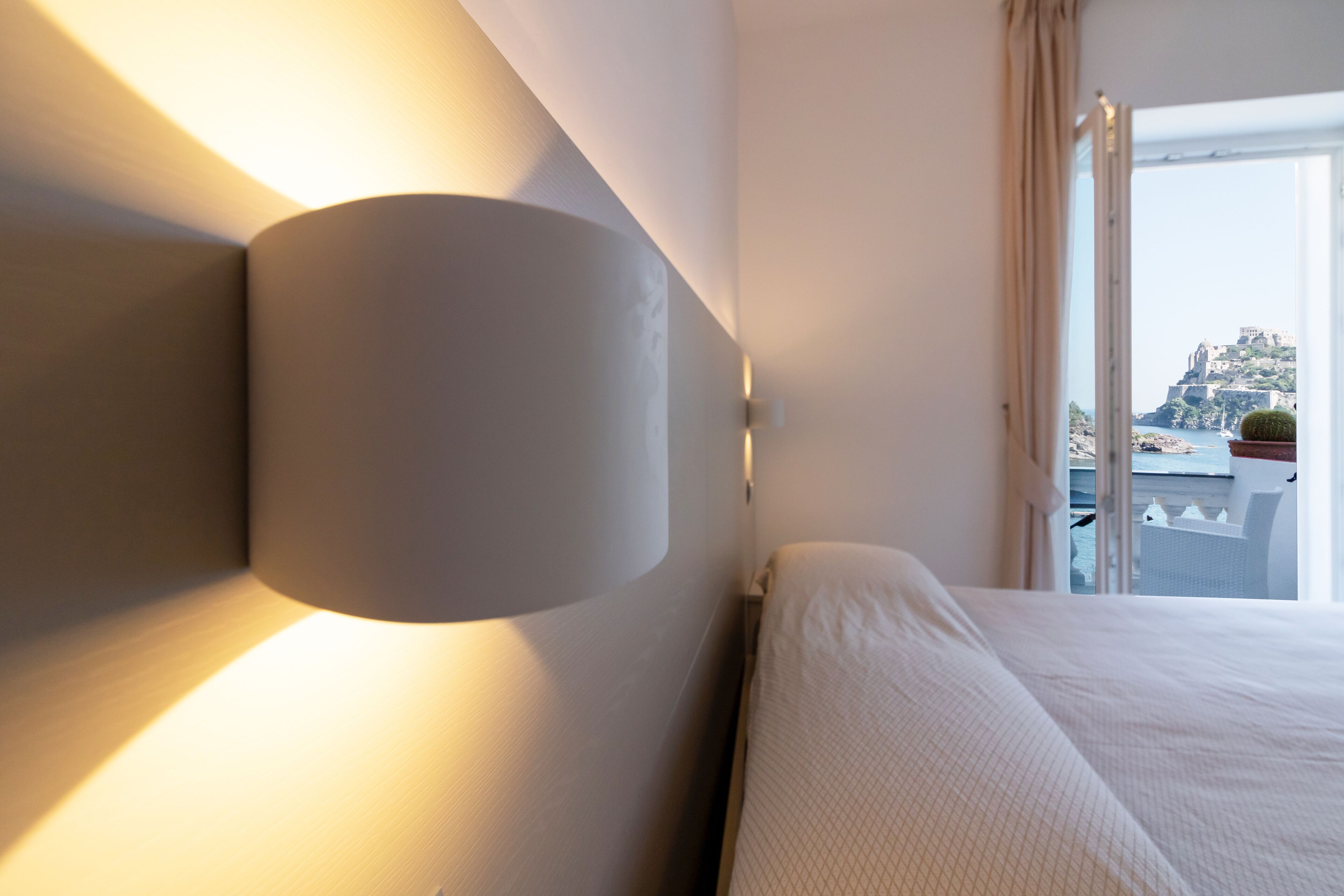 superior room | 1 bedroom, minibar, in-room safe, individually furnished