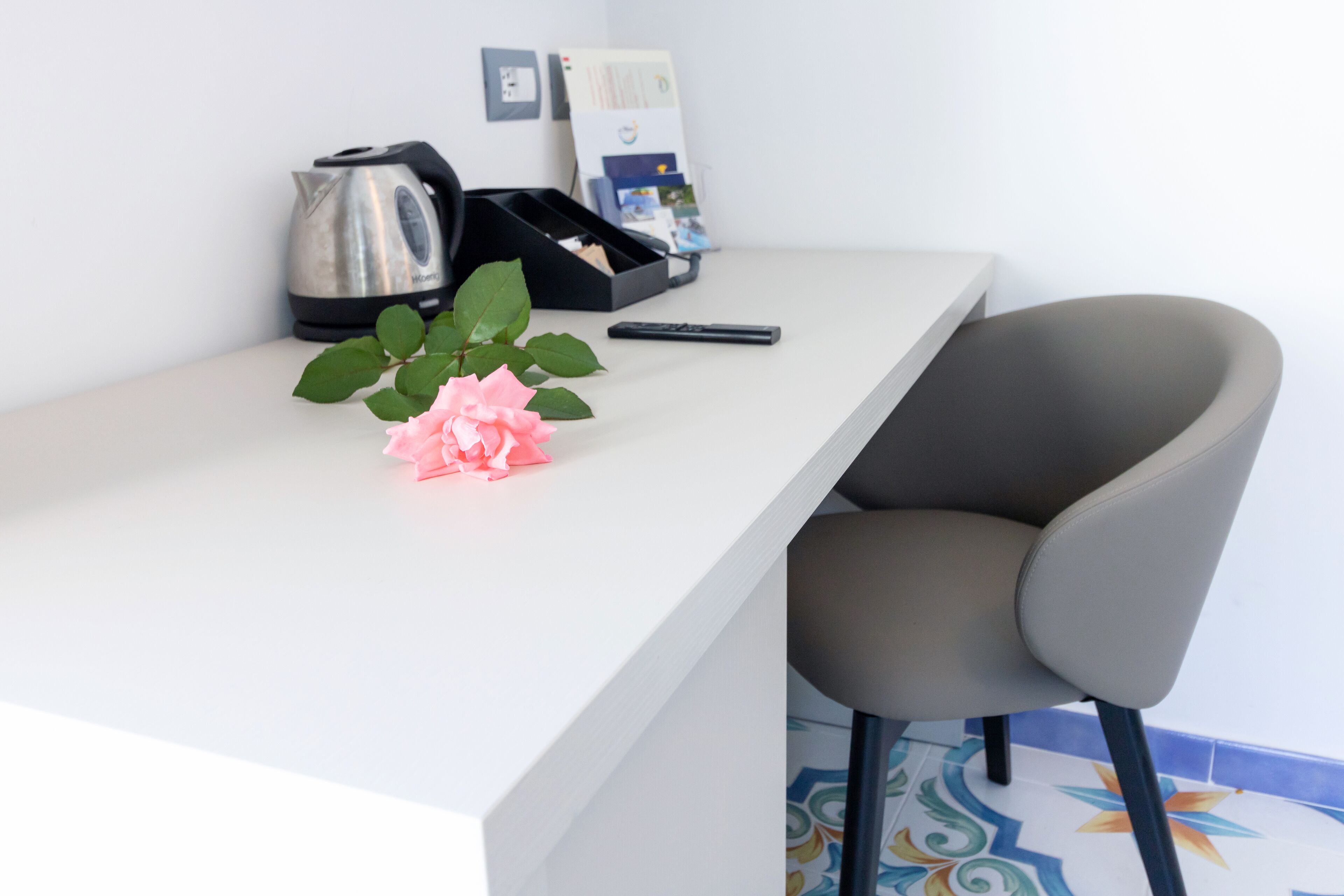 junior room | 1 bedroom, minibar, in-room safe, individually furnished