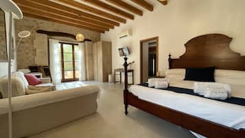 Eenvoudige studio | Individueel gedecoreerd, extra bedden (toeslag), gratis wifi