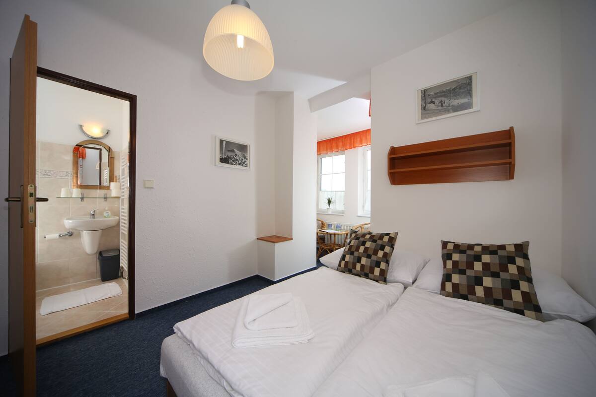 Geluiddichte muren, babybedden, extra bedden, gratis wifi