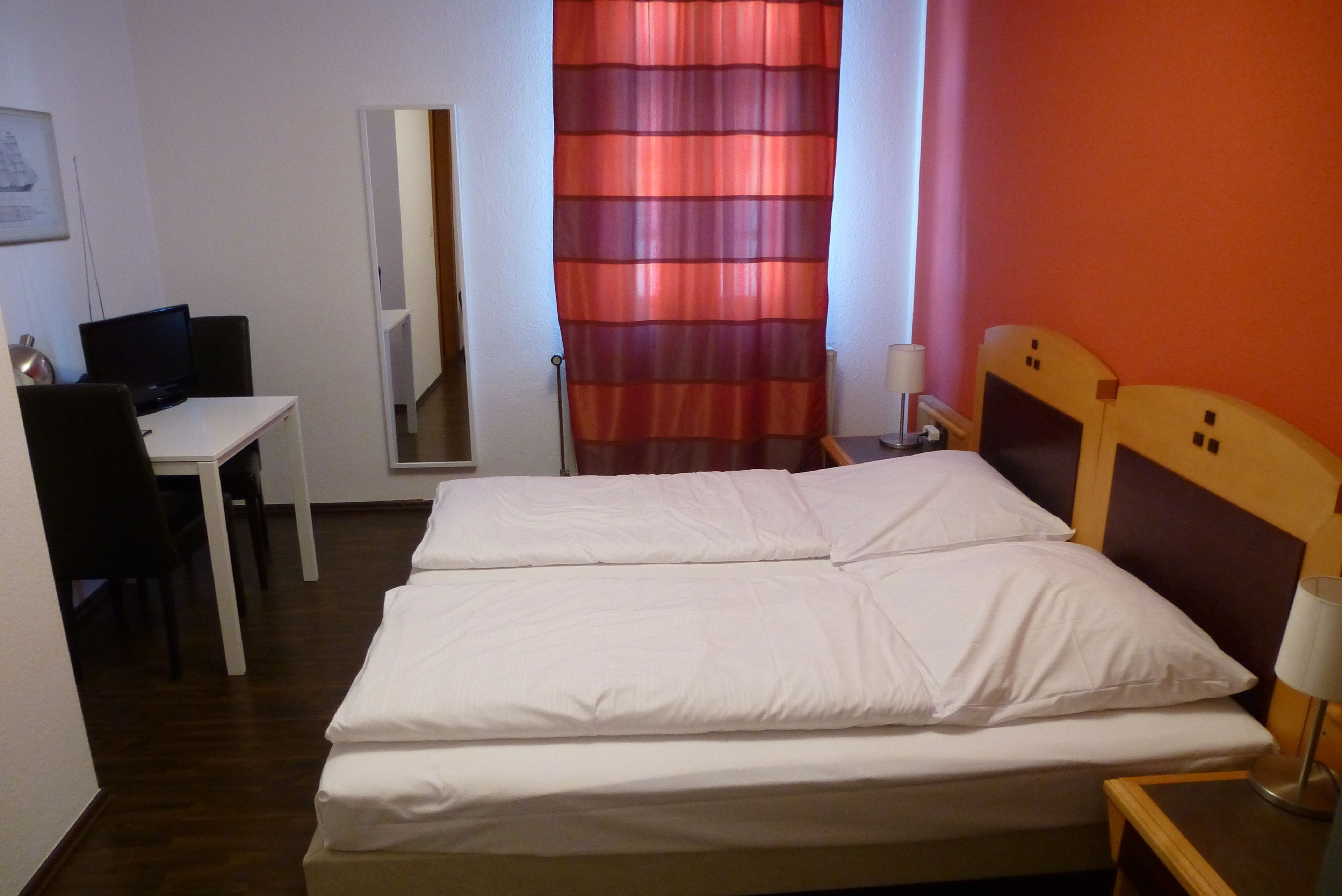 double room | 1 bedroom, premium bedding, desk, soundproofing