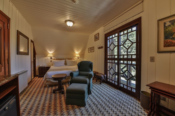 Apartamento Duplo Premium com varanda | Minibar, in-room safe, soundproofing, free WiFi