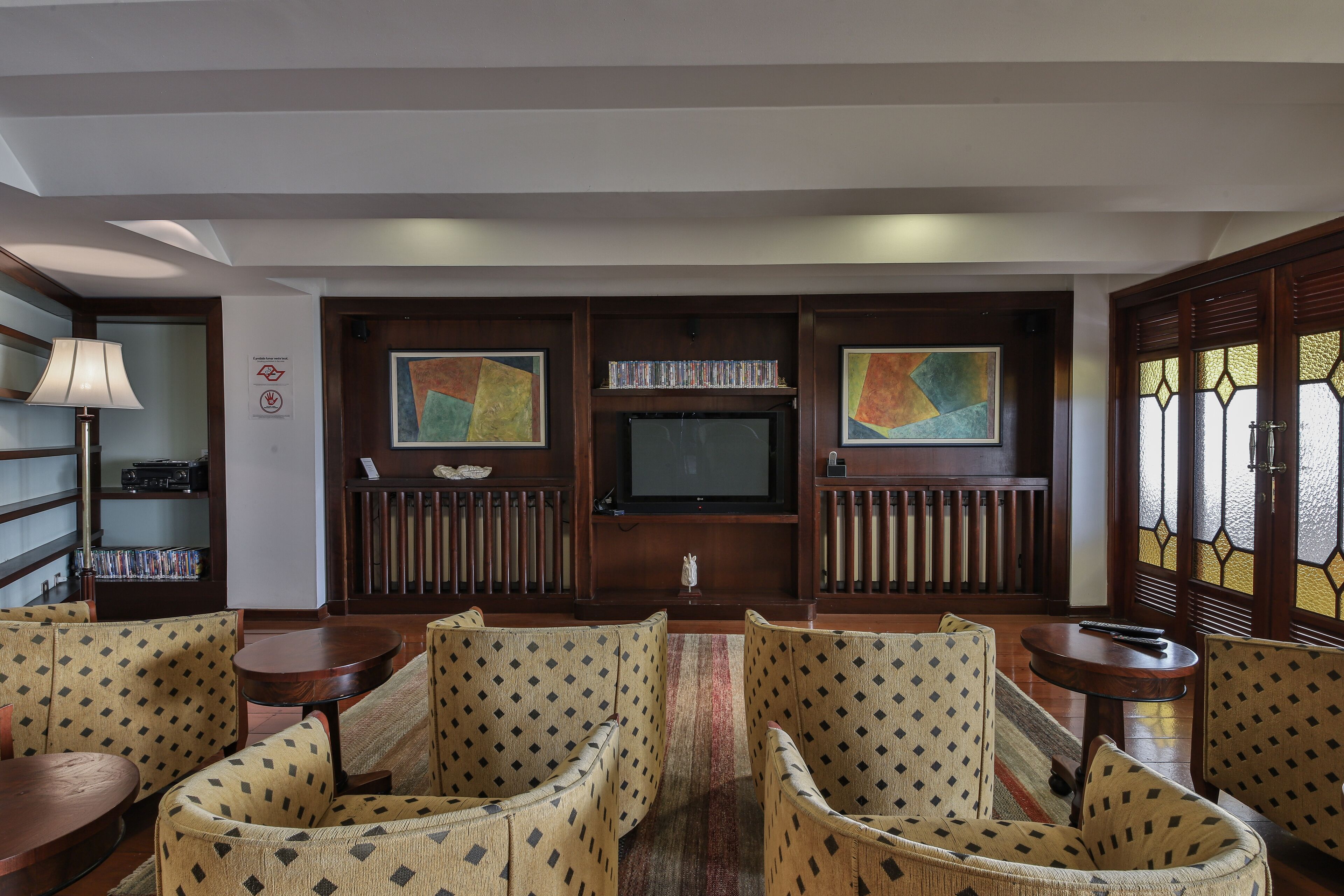 Photo - Le Suisse Elegance Hotel