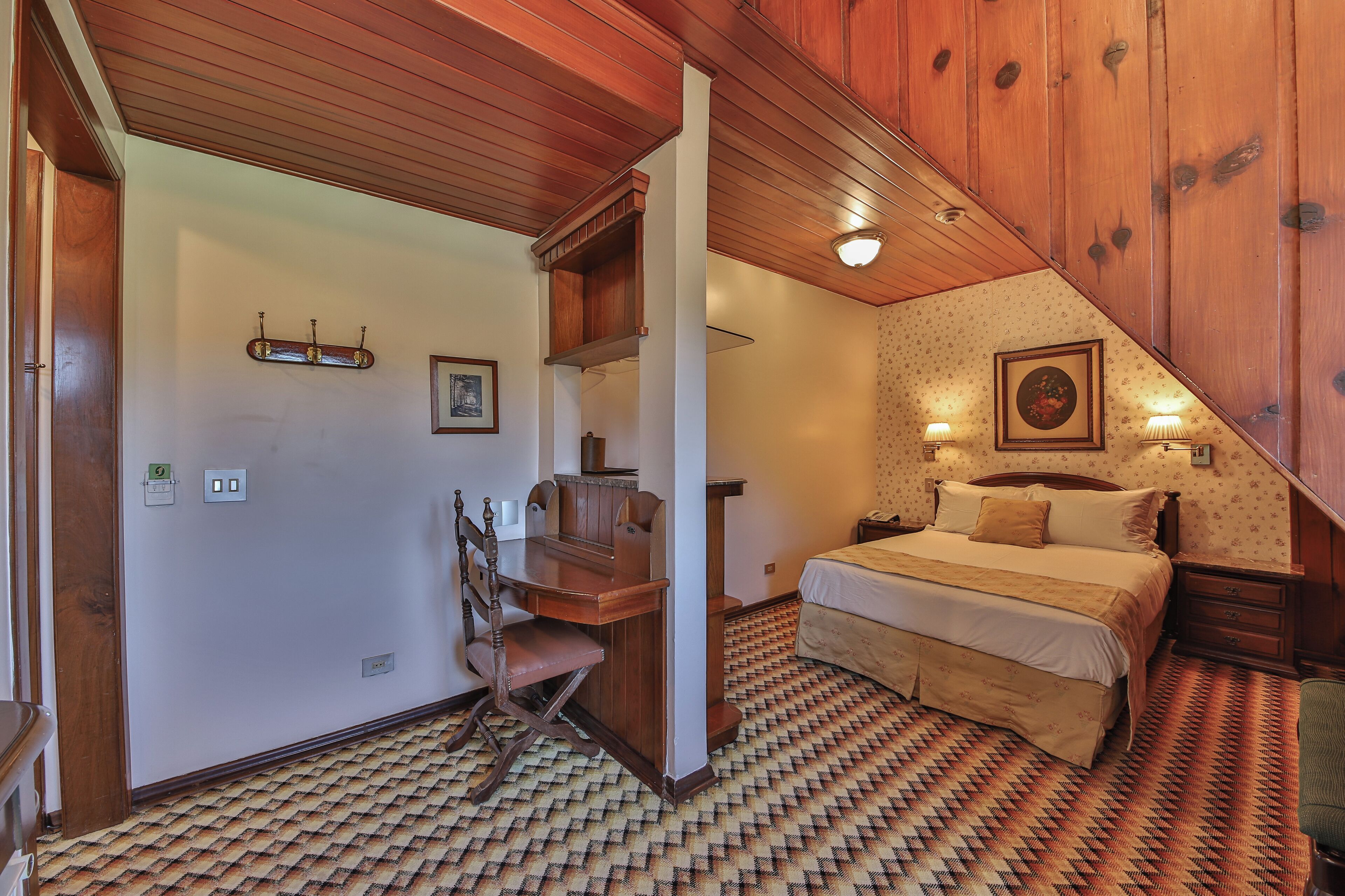 Photo - Le Suisse Elegance Hotel