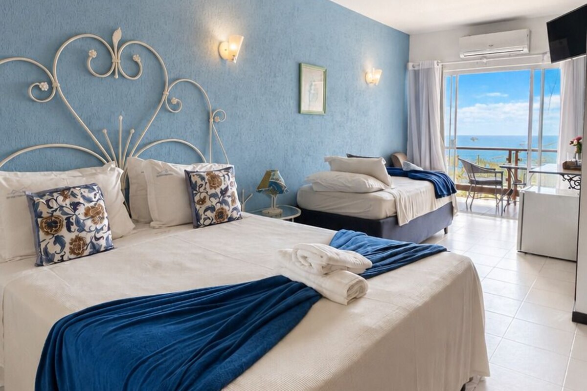 Luxury Triple Room | In-room safe, blackout curtains, free WiFi, bed sheets