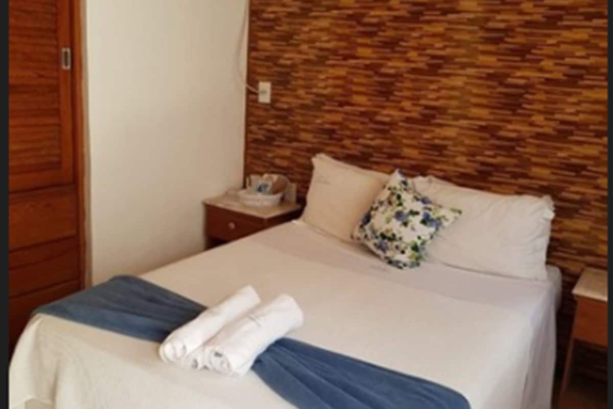 economy double room | in-room safe, blackout curtains, free wifi, bed sheets