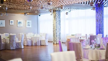 Indoor wedding