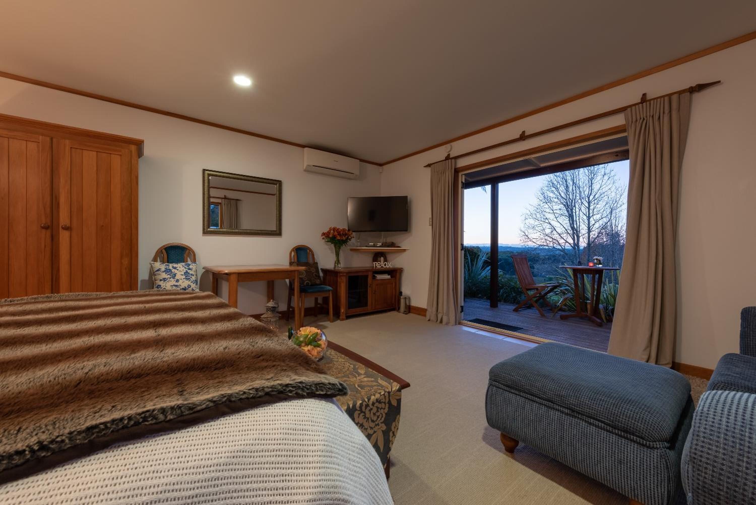 Matelas Select Comfort, rideaux occultants, Wi-Fi gratuit