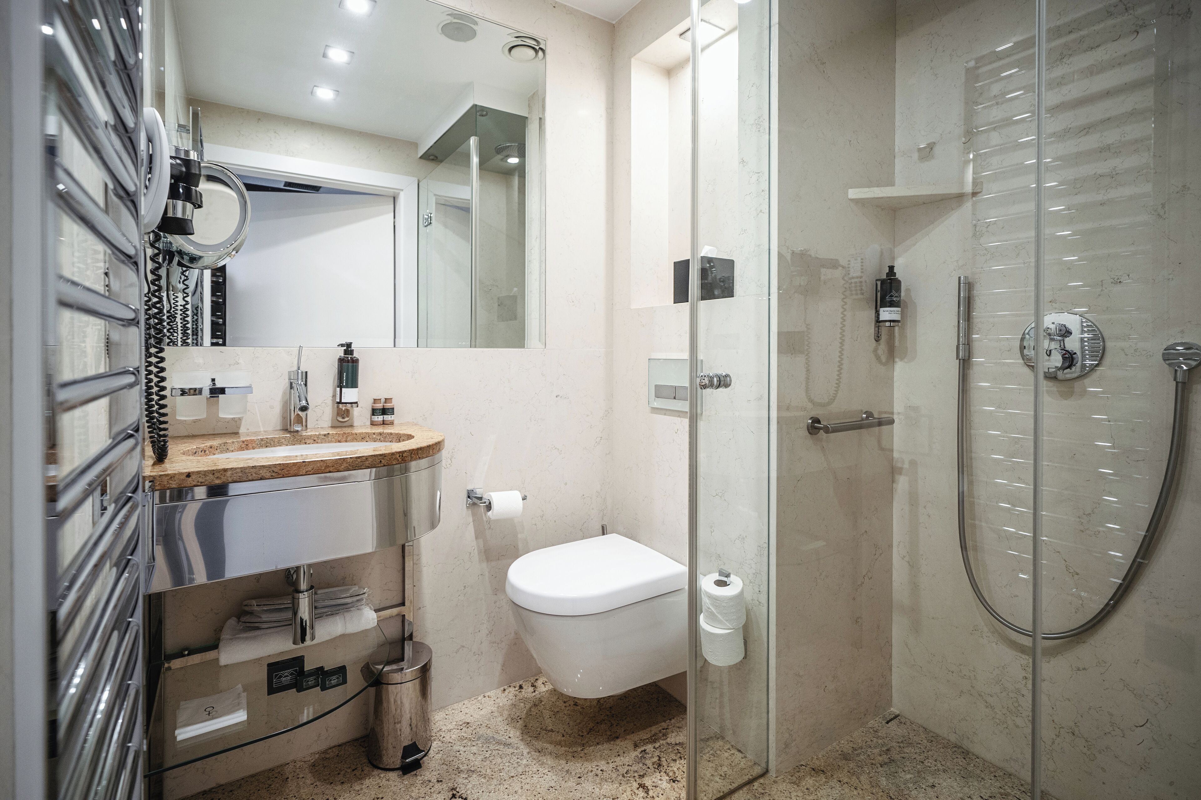 premier apartment, 1 bedroom | bathroom | designer toiletries, hair dryer, bathrobes, slippers
