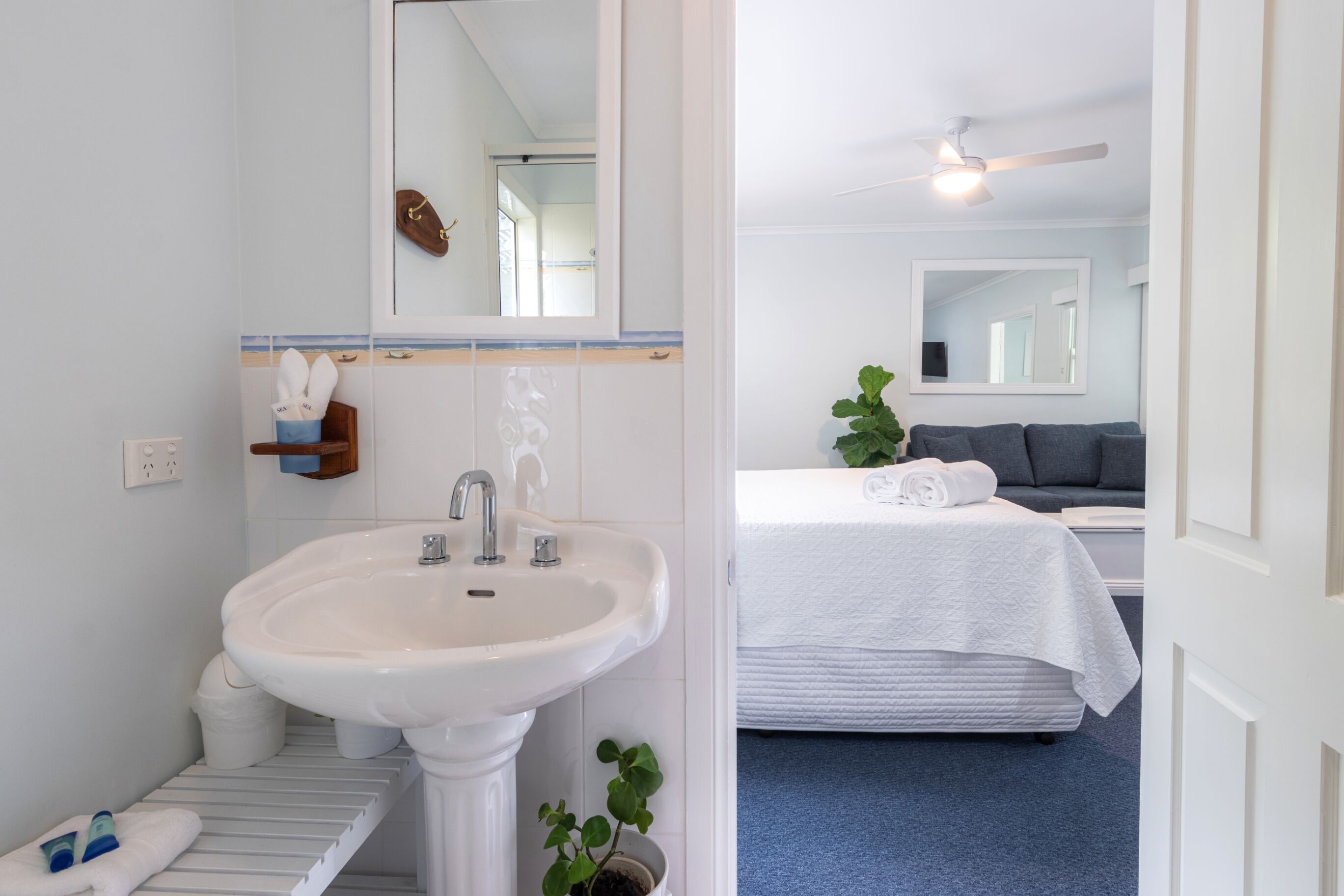 Debbie's Place — image 8