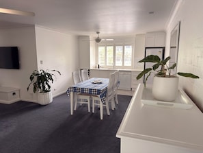 Premium Apartment | Private kitchenette | Microwave, espresso maker, electric kettle, toaster - Debbie's Place (Rainbow Beach)