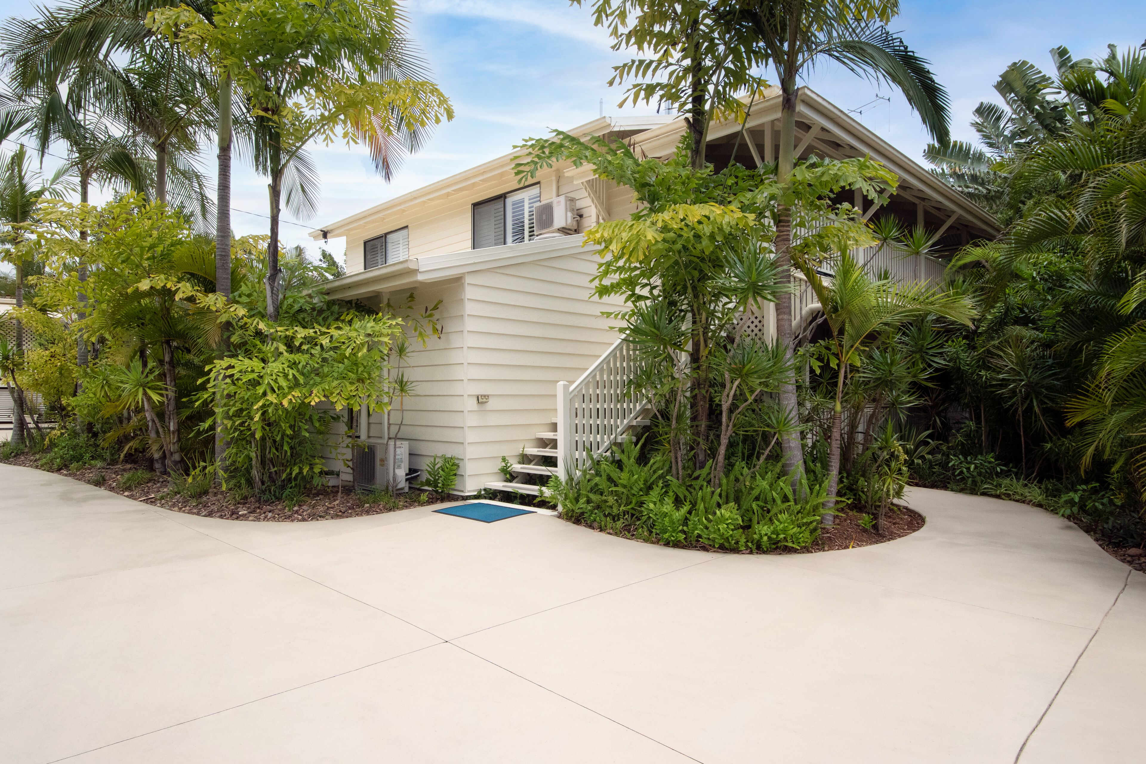 Debbie's Place — image 30