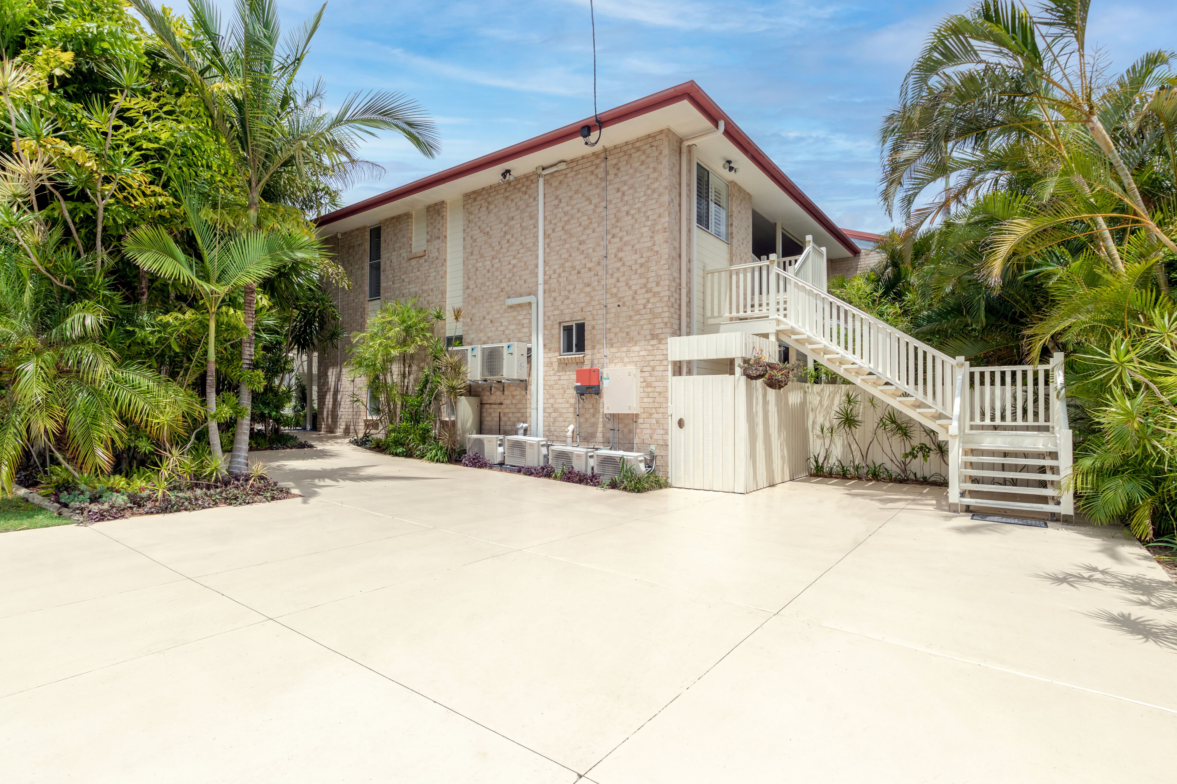 Debbie's Place — image 28