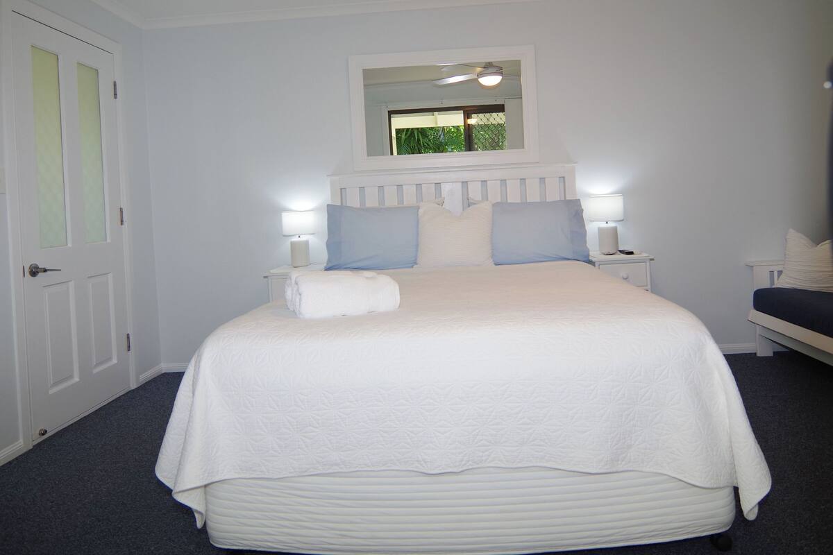 1 bedroom, soundproofing, free WiFi, bed sheets