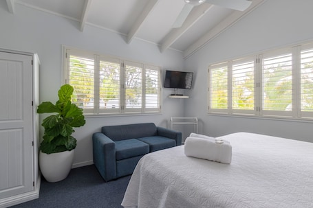 Apartment, 3 Bedrooms, 2 Bathrooms | 1 bedroom, premium bedding, soundproofing, free WiFi