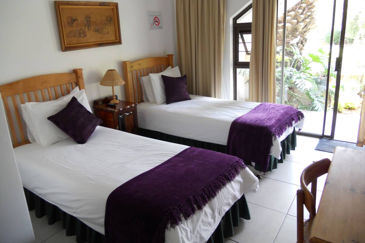 Double or Twin Room | Desk, soundproofing, free WiFi, bed sheets