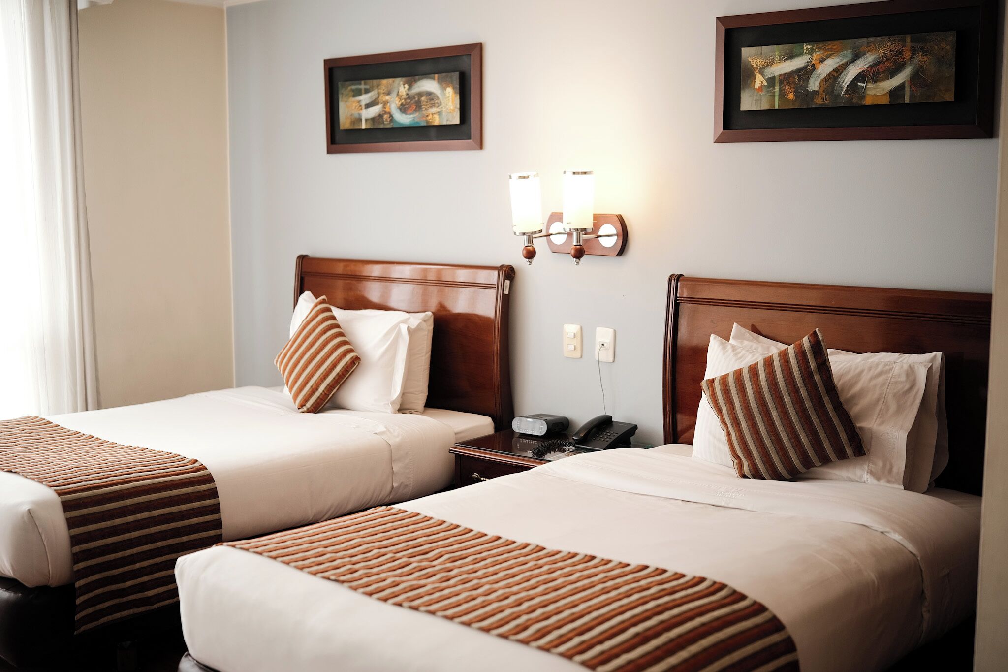 1 bedroom, in-room safe, desk, soundproofing