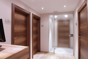 Banho turco/hammam, tratamentos corporais, massagens com pedras quentes