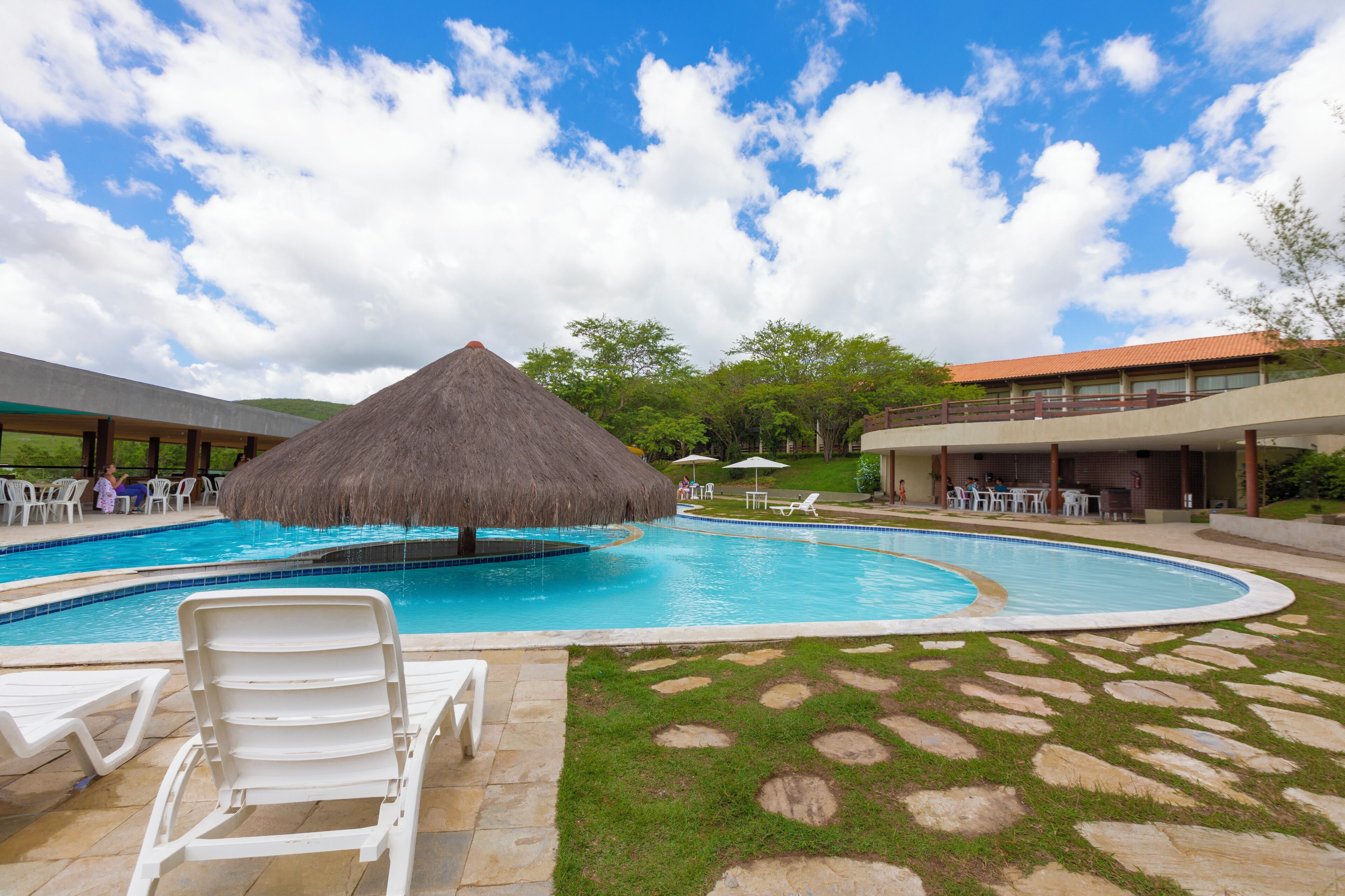 Televisión 32 pulgadas con canales de televisión vía satélite