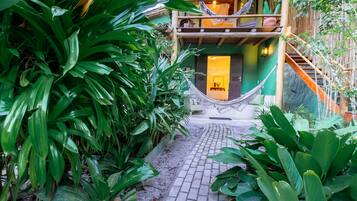 Suíte Standard | Frigobar, individualmente decorados, roupa de cama