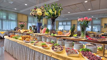 Free continental breakfast