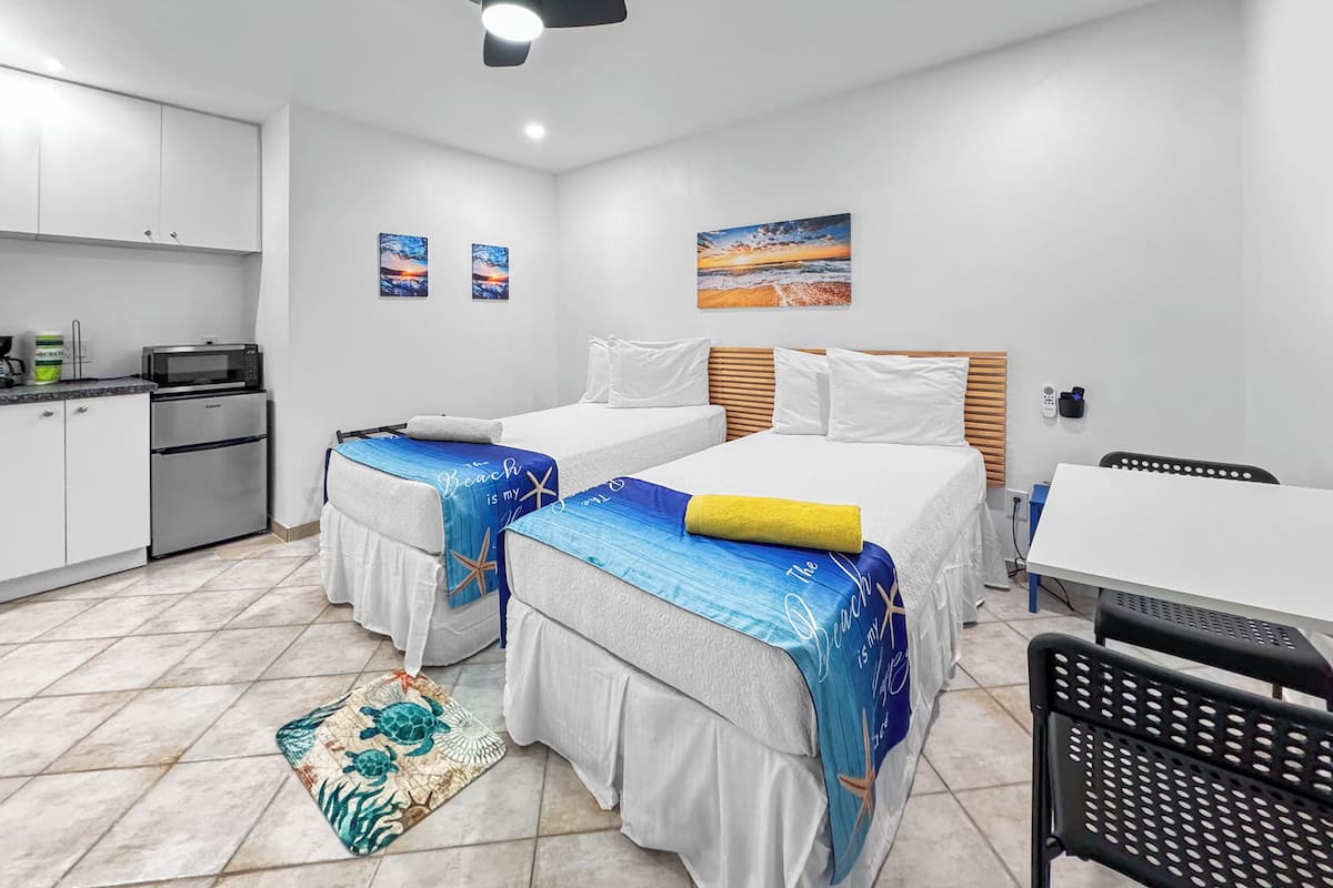 1 bedroom, in-room safe, free WiFi, bed sheets
