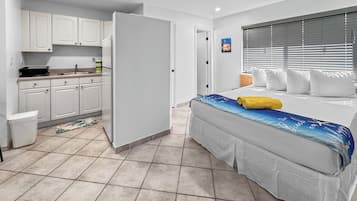 1 dormitorio, caja fuerte, wifi gratis y ropa de cama