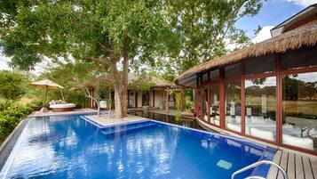 1 bedroom, Egyptian cotton sheets, premium bedding, pillowtop beds