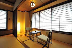 Standard Japanese room - Uematsuya Ryokan (Ueda)